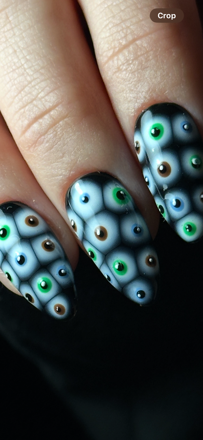 BLOOMING EYEBALLS